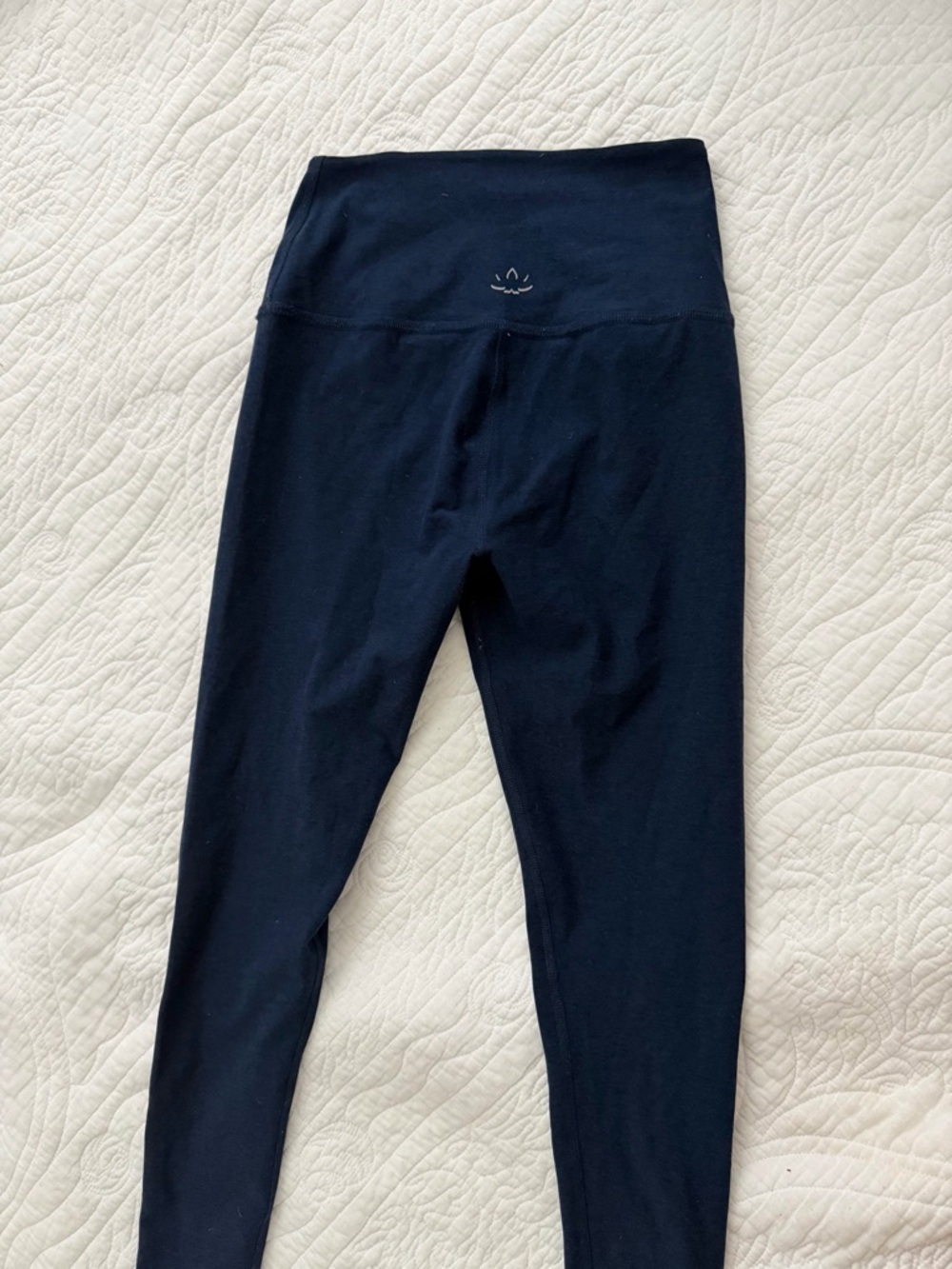 Beyond Yoga Navy Leggings Medium